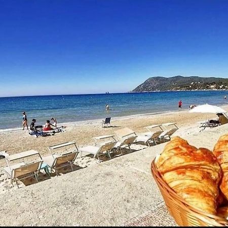 T2 Avec Clim Et Terrasse Vue Mer, Les Sablettes La Seyne-sur-Mer Exterior foto